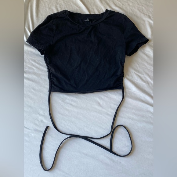 NWOT Black open back crop top - Picture 1 of 2